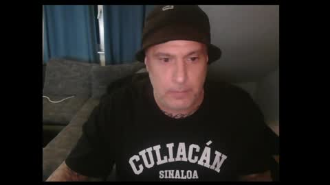 Snapshot of sinalco1975 chatting on May 2026 01:47:01 AM sinalco1975 online show from May 2026 01:47:01 AM