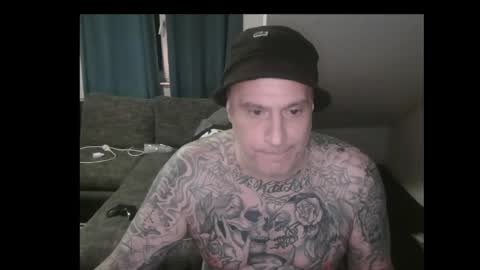 Snapshot of sinalco1975 chatting on May 2026 01:47:02 AM sinalco1975 online show from May 2026 01:47:02 AM