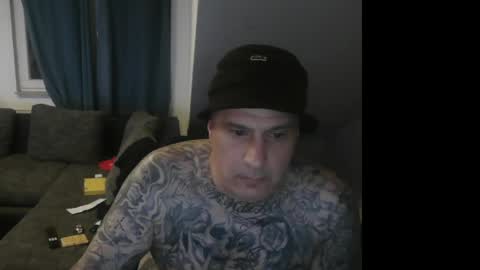 Snapshot of sinalco1975 chatting on May 2026 02:31:02 AM sinalco1975 online show from May 2026 02:31:02 AM