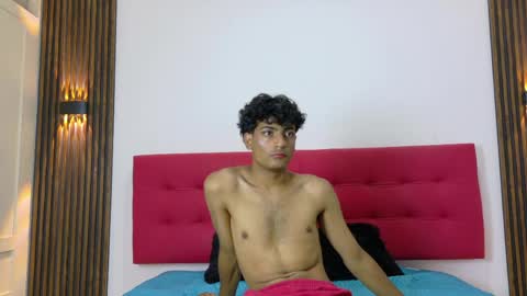 Snapshot of sinboy_ chatting on May 2026 07:03:01 AM online show from May 2026 07:03:01 AM