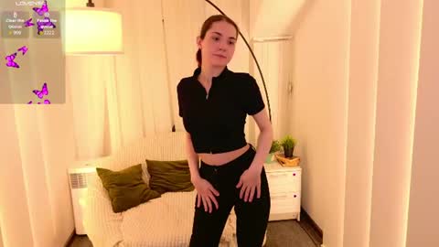 Snapshot of sindell_cryell chatting on June 2026 09:12:01 PM sindell_cryell online show from June 2026 09:12:01 PM