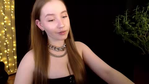 Sindi online show from September 2025 01:35:02 PM