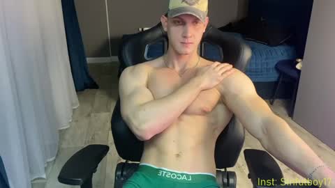 Snapshot of sinffuly chatting on February 2025 04:02:01 PM Richard online show from February 2025 04:02:01 PM