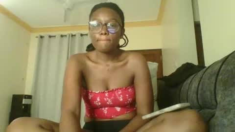 Snapshot of sinful_shadow chatting on August 2026 06:40:02 PM sinful_shadow online show from August 2026 06:40:02 PM