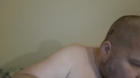 Snapshot of singledude_69 chatting on January 2025 08:20:02 AM SingleDude 69 online show from January 2025 08:20:02 AM