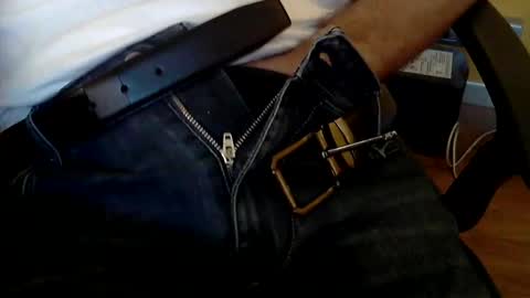 Snapshot of sinthesi chatting on September 2025 12:28:02 PM Alex online show from September 2025 12:28:02 PM