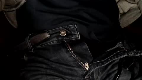 Snapshot of sinthesi chatting on March 2026 06:04:02 AM Alex online show from March 2026 06:04:02 AM