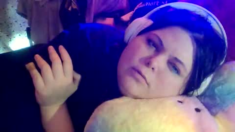 Siofra online show from April 2026 03:31:01 PM