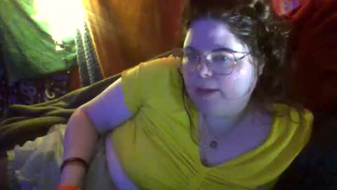 Snapshot of siofra chatting on April 2026 01:48:01 AM Siofra online show from April 2026 01:48:01 AM