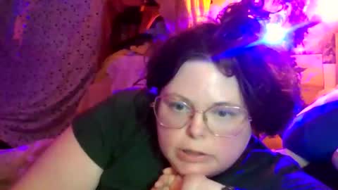 Snapshot of siofra chatting on May 2026 02:27:02 AM Siofra online show from May 2026 02:27:02 AM