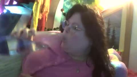 Snapshot of siofra chatting on May 2026 06:25:01 PM Siofra online show from May 2026 06:25:01 PM