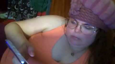 Snapshot of siofra chatting on May 2026 03:37:02 AM Siofra online show from May 2026 03:37:02 AM