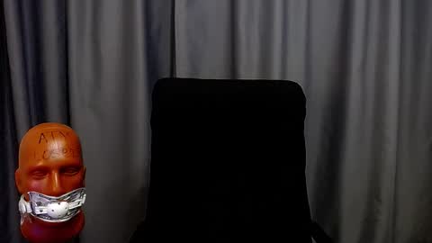 Sir Damien online show from November 2025 09:06:01 PM