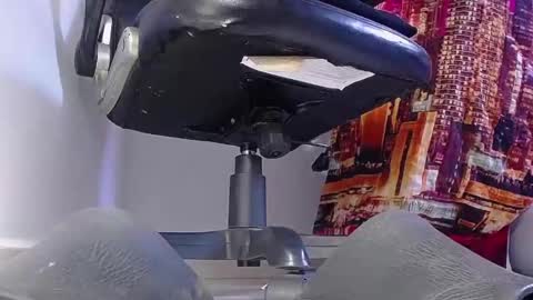 only foot                         worshipers here online show from January 2025 10:05:01 PM