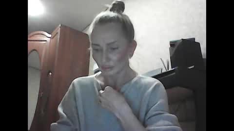 Snapshot of siren_voise chatting on February 2026 01:18:02 PM siren_voise online show from February 2026 01:18:02 PM