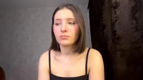 Snapshot of sirenapen chatting on February 2026 12:06:02 AM Aurora online show from February 2026 12:06:02 AM