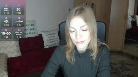 Snapshot of sirenasilk chatting on April 2026 03:12:01 AM sirenasilk online show from April 2026 03:12:01 AM