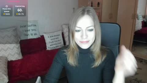 Snapshot of sirenasilk chatting on April 2026 09:37:01 AM sirenasilk online show from April 2026 09:37:01 AM