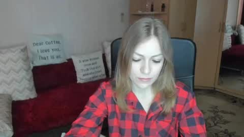 Snapshot of sirenasilk chatting on April 2026 09:08:01 AM sirenasilk online show from April 2026 09:08:01 AM
