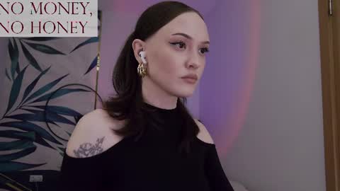Goddess Sirena online show from June 2026 04:55:01 AM