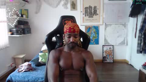 Snapshot of siriss_boyrag chatting on July 2026 08:14:01 PM siriss_boyrag online show from July 2026 08:14:01 PM