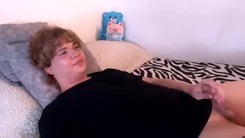 Snapshot of sirius_angels chatting on February 2026 07:51:01 AM Sirius angels online show from February 2026 07:51:01 AM