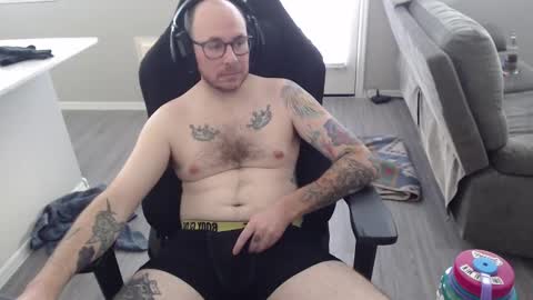 Snapshot of sirscotty831 chatting on December 2024 10:37:01 PM Sir Scotty online show from December 2024 10:37:01 PM