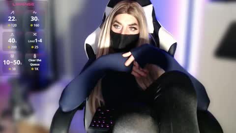 Sissy next door online show from October 2025 10:30:02 PM