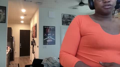 Sissyblkgoddess online show from March 2026 06:14:02 PM