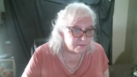 Sissy Diane online show from October 2025 11:27:02 PM