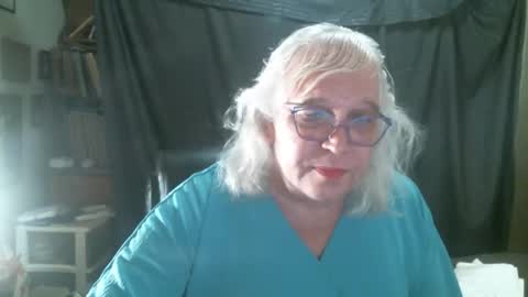 Sissy Diane online show from October 2025 11:38:02 PM