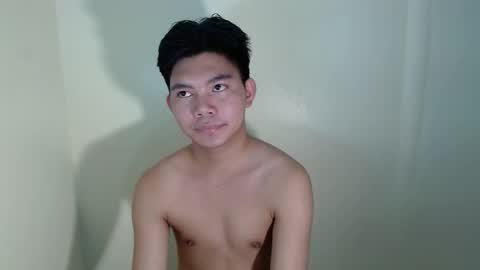 Snapshot of sixtj4s chatting on September 2025 02:27:02 AM mIKE online show from September 2025 02:27:02 AM