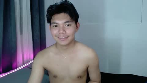 Snapshot of sixtj4s chatting on February 2026 05:31:01 PM mIKE online show from February 2026 05:31:01 PM