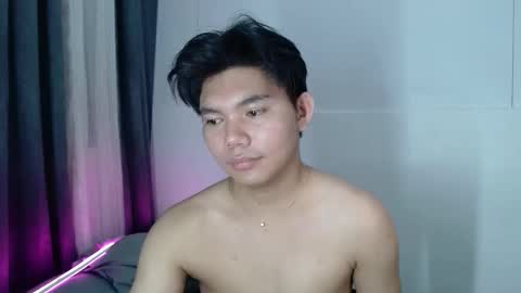 Snapshot of sixtj4s chatting on February 2026 06:02:02 AM mIKE online show from February 2026 06:02:02 AM