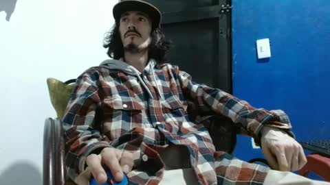 Snapshot of sk8sir chatting on June 2026 04:20:01 AM sk8sir online show from June 2026 04:20:01 AM