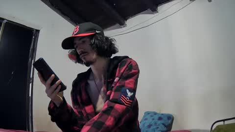 Snapshot of sk8sir chatting on July 2026 12:15:02 PM sk8sir online show from July 2026 12:15:02 PM