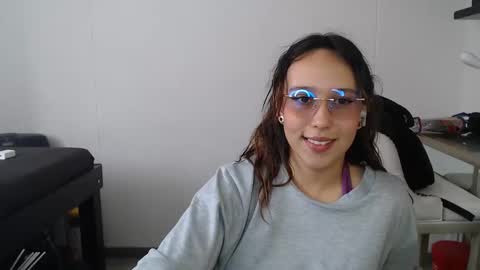 Alice online show from February 2025 08:35:02 PM