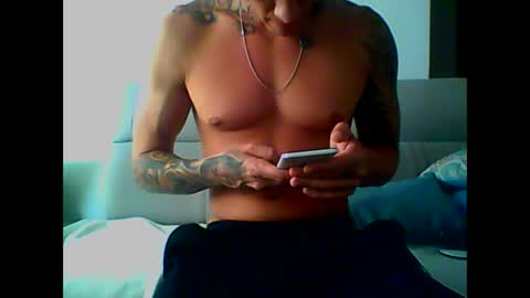Snapshot of skater19xxx chatting on January 2025 07:24:01 PM miguel online show from January 2025 07:24:01 PM