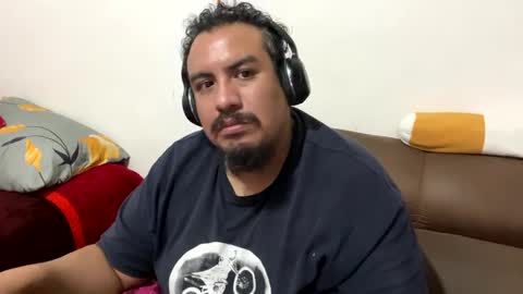 Elias online show from December 2024 12:23:01 AM