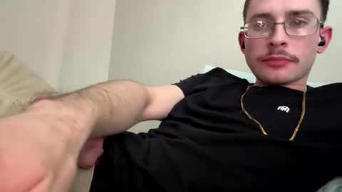 Snapshot of skinndick214 chatting on November 2025 03:14:02 PM daddy online show from November 2025 03:14:02 PM