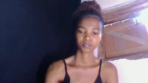 Snapshot of skinny7809 chatting on February 2026 12:01:01 PM skinny7809 online show from February 2026 12:01:01 PM