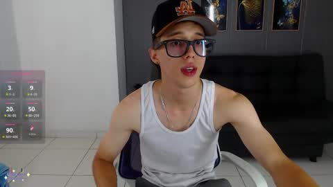 Snapshot of skinny_bigcock20 chatting on May 2026 06:17:02 PM skinny_bigcock20 online show from May 2026 06:17:02 PM
