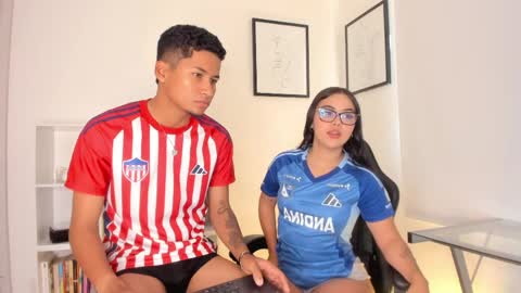 skinny_dlhh online show from March 2026 04:06:02 PM