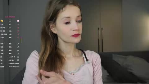 Snapshot of skinny_eve chatting on October 2025 04:51:02 PM Emily online show from October 2025 04:51:02 PM