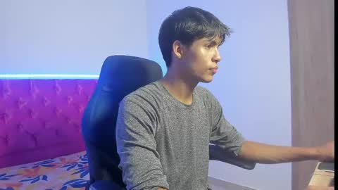 Snapshot of skinny_sam23 chatting on April 2026 03:48:02 AM sam online show from April 2026 03:48:02 AM
