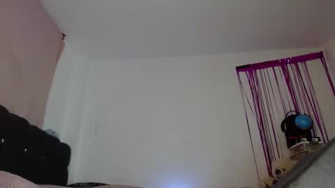 Snapshot of skinny_yizz chatting on March 2025 06:26:02 PM Only Pvt online show from March 2025 06:26:02 PM