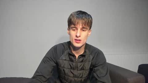 skinnyguywithbigd online show from September 2025 05:15:02 PM