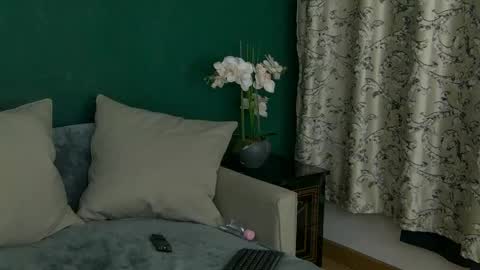 Snapshot of skinnynatty chatting on May 2026 04:06:02 AM Natty online show from May 2026 04:06:02 AM