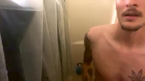 skinnysexyguy123 online show from January 2026 08:58:01 PM