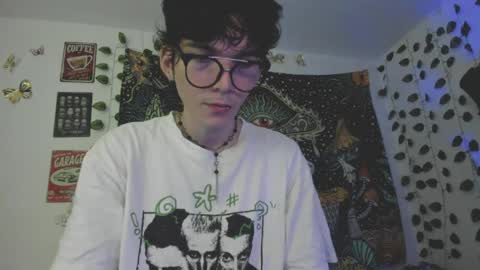 skiny_dann online show from April 2026 02:37:02 AM